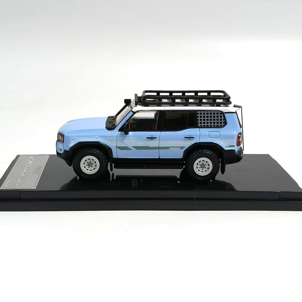Diecast DCM 1:64 Scale LC250 V - Vintage Collectibles & More Llc Photos recension och pris