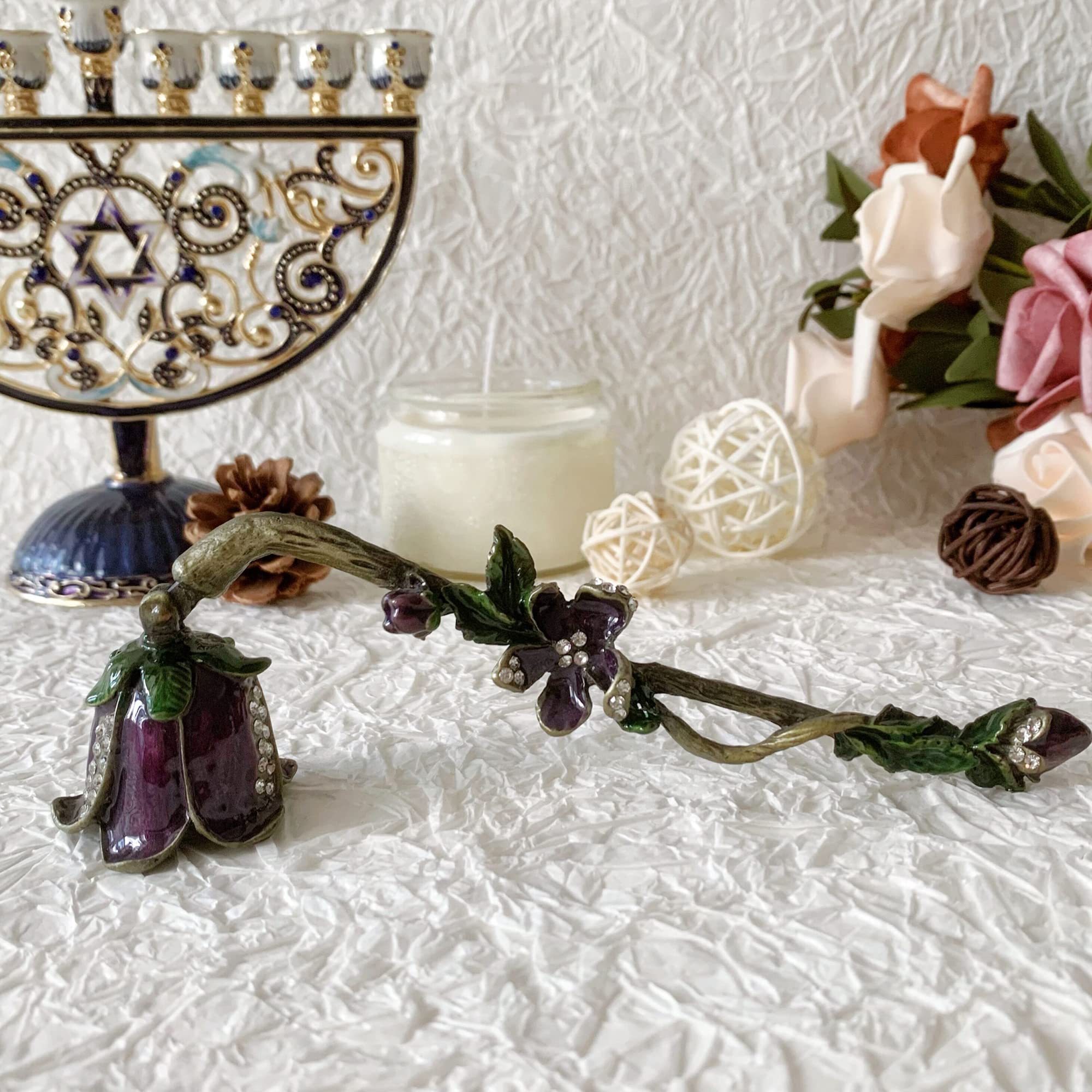 Luxury Menorah Candle Snuffer  - Collectible & Vintage Dolls For Halloween recension och pris