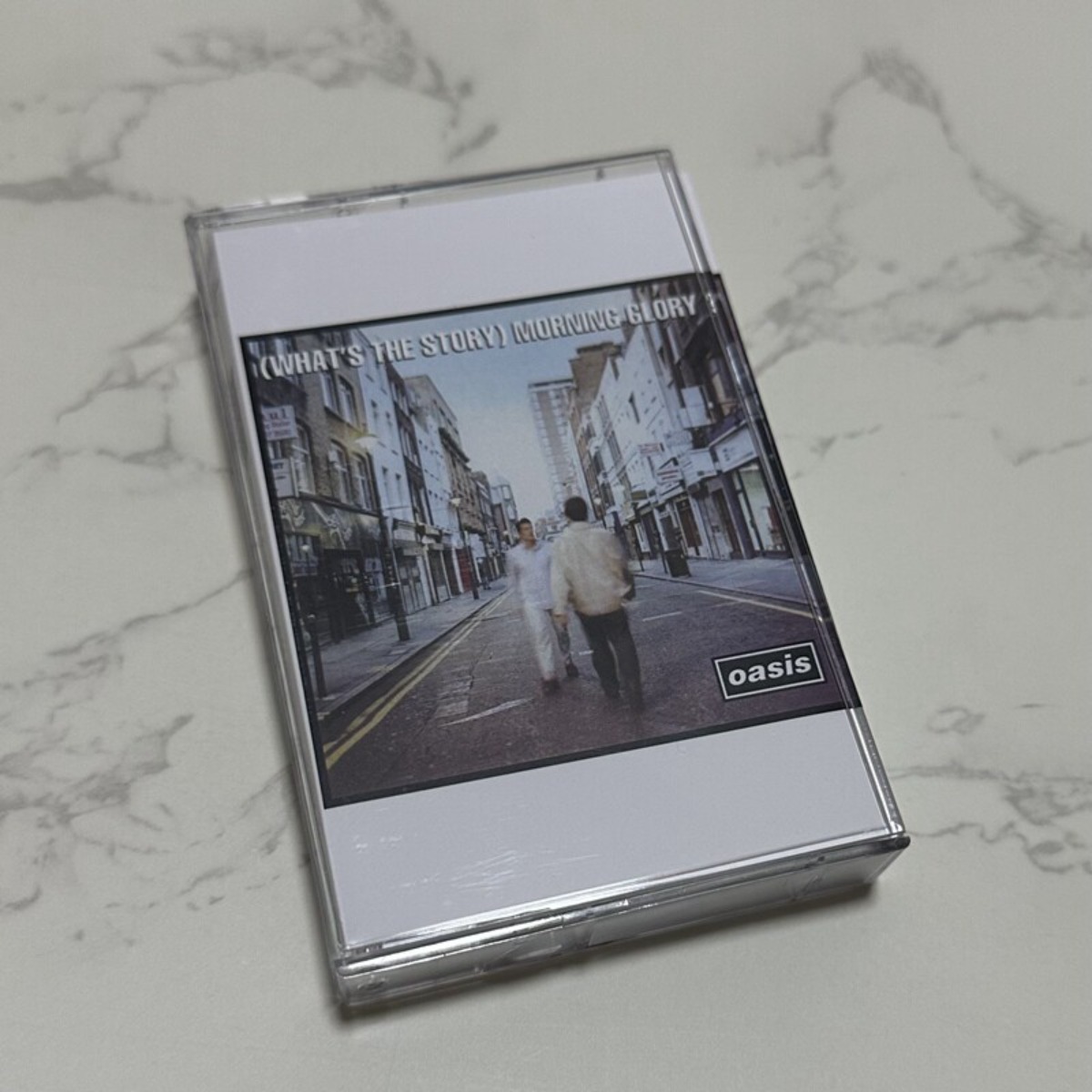 Oasis British Rock Band Casset - Vintage Collectibles & More Llc Photos recension och pris
