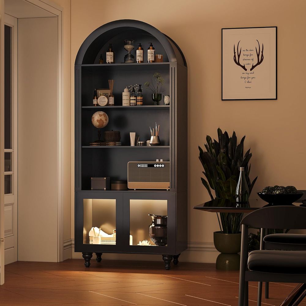 Wooden Arched Display Storage  - Collectible & Vintage Dolls For Halloween recension och pris