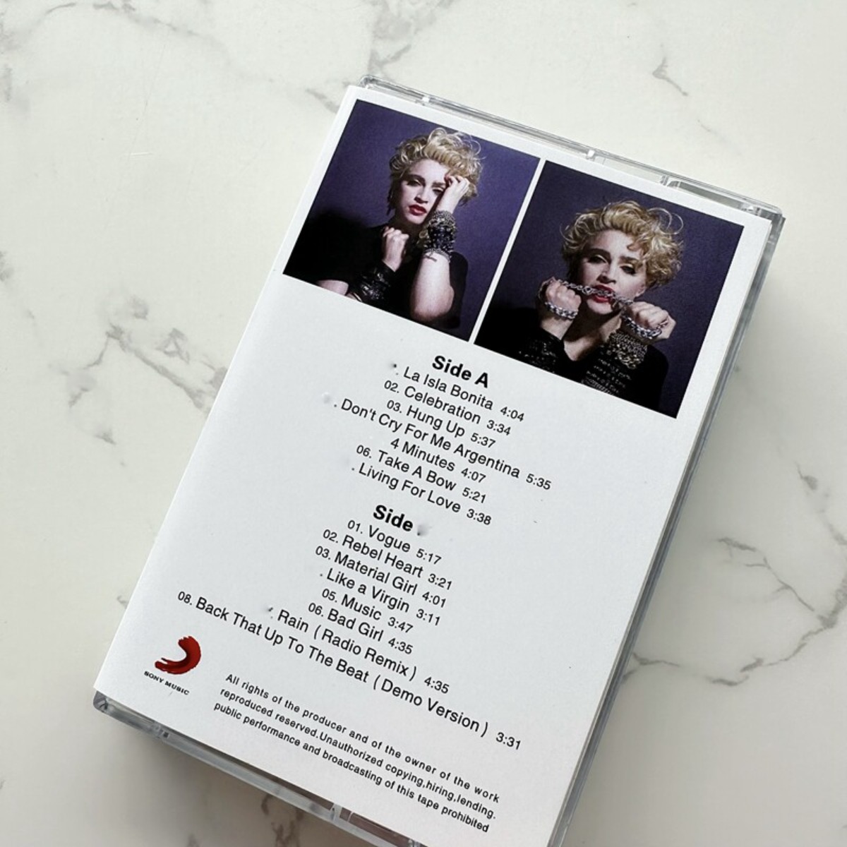 Madonna Classic Pop Music Cass - Vintage Collectibles & More Llc Photos recension och pris
